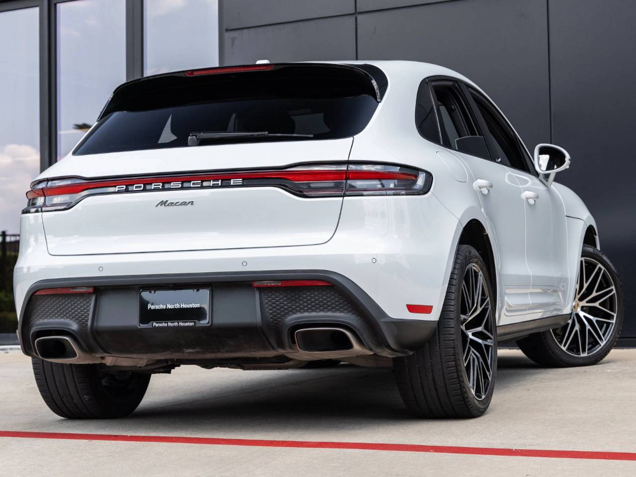 2023 Porsche Macan Macan