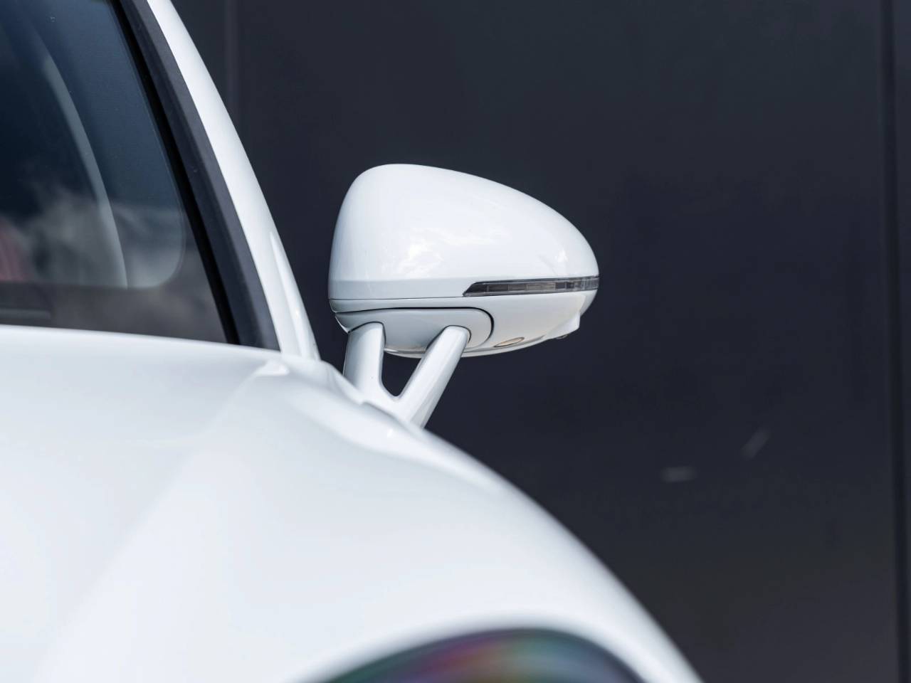 2023 Porsche Macan Macan
