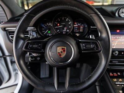2023 Porsche Macan Macan