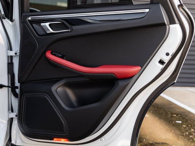 2023 Porsche Macan Macan