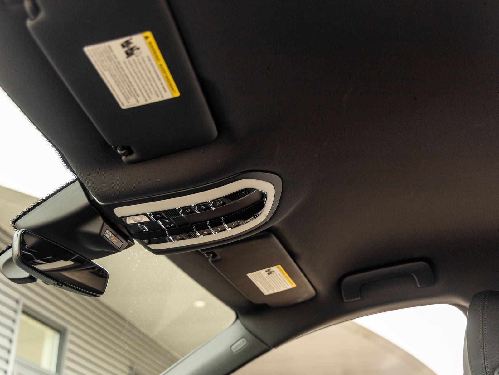 2024 Porsche Macan AWD