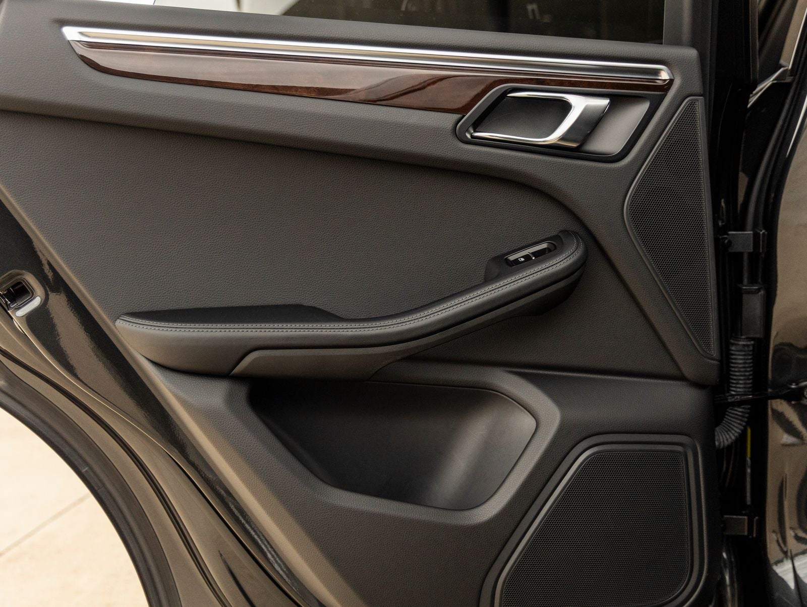 2024 Porsche Macan AWD