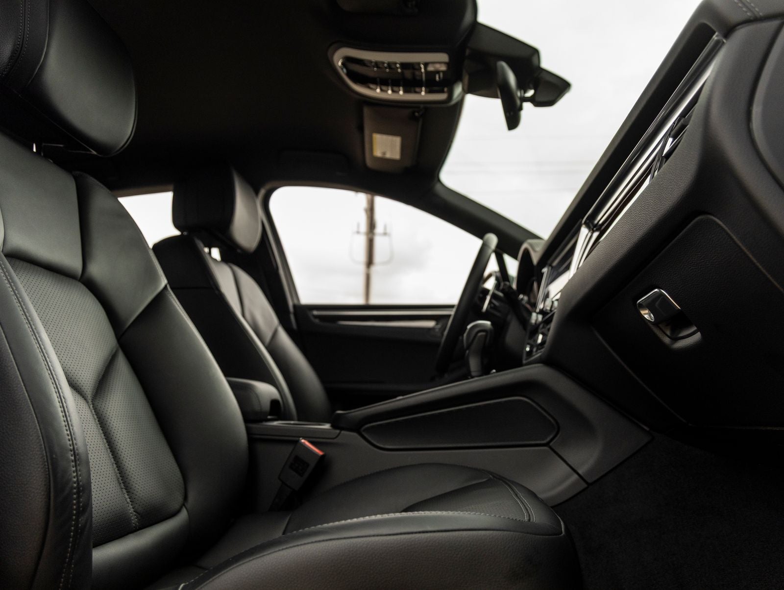 2024 Porsche Macan AWD