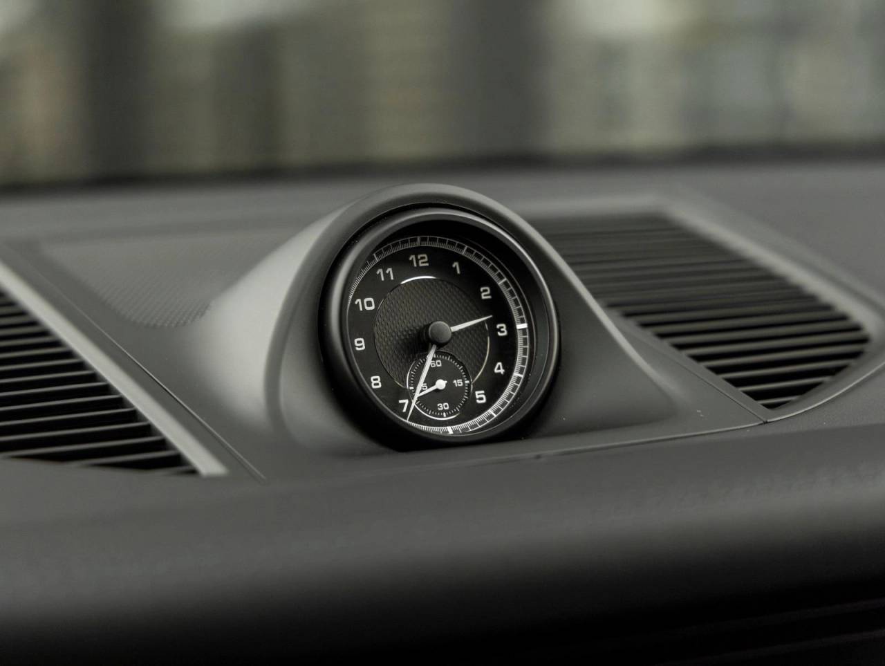 2024 Porsche Macan AWD