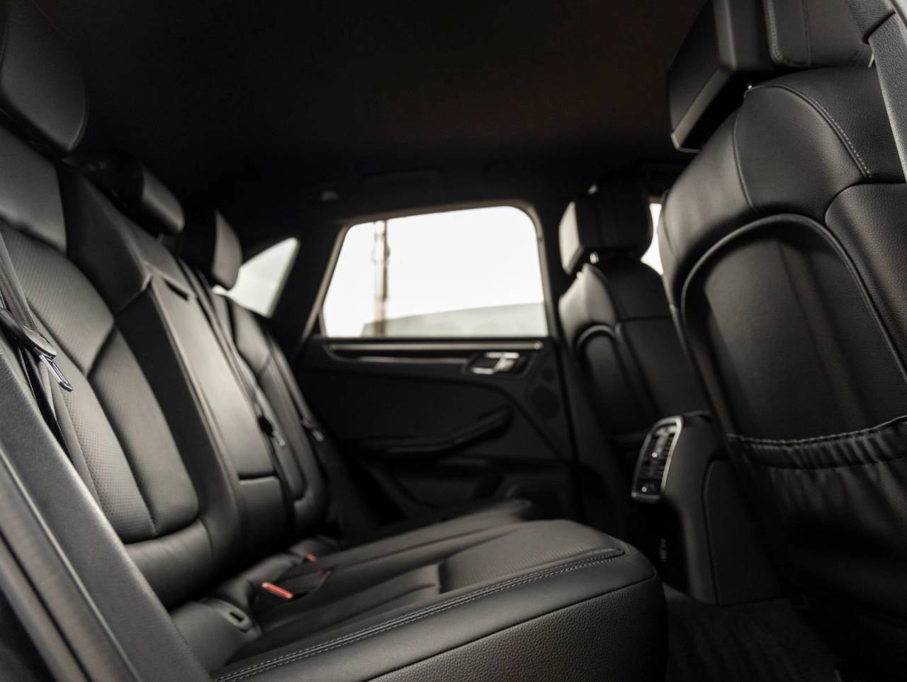 2024 Porsche Macan AWD