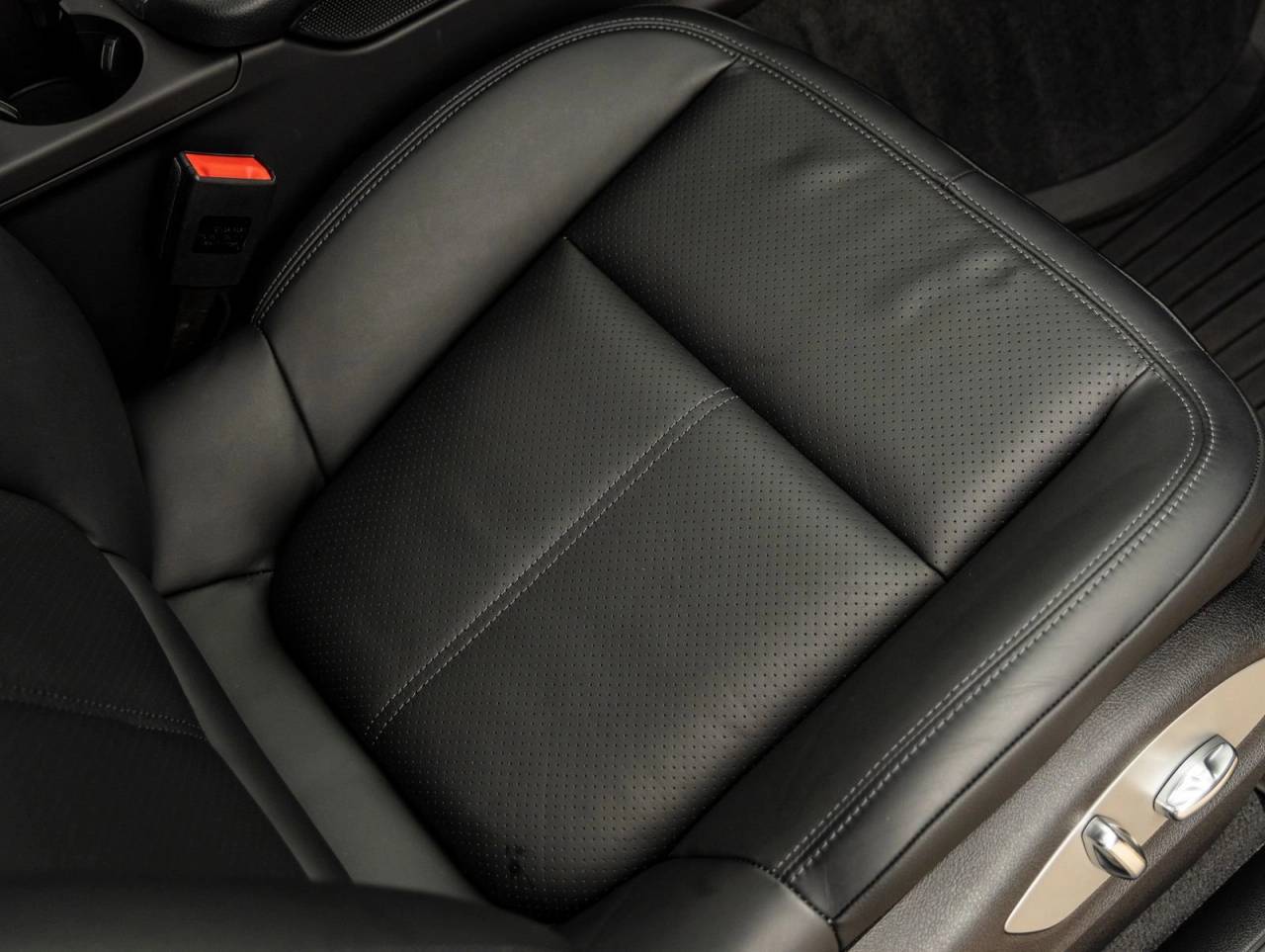 2024 Porsche Macan AWD