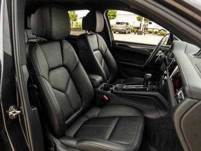 2024 Porsche Macan AWD