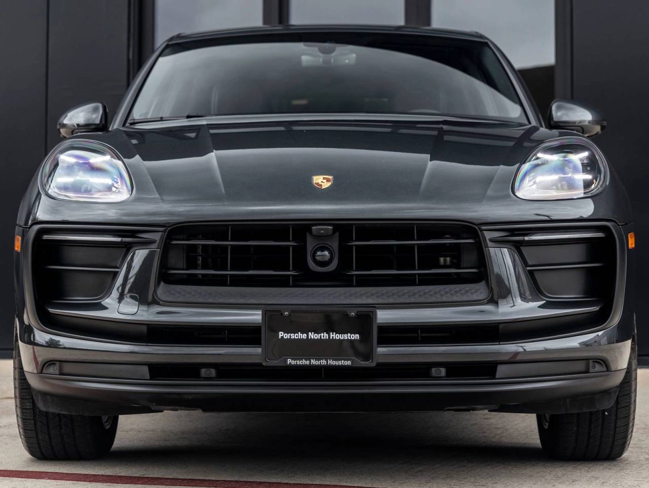 2024 Porsche Macan AWD