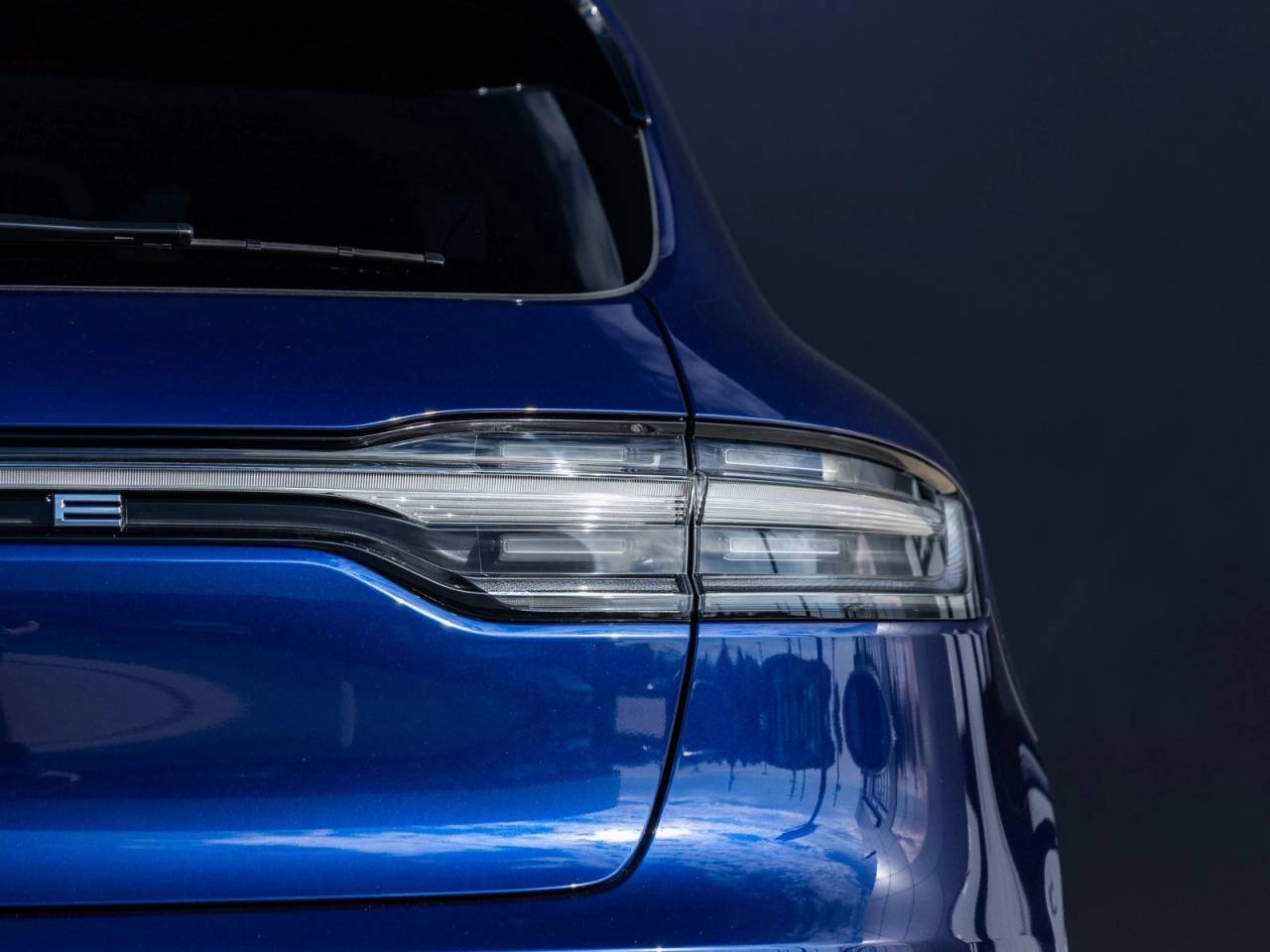 2026 Porsche Macan AWD