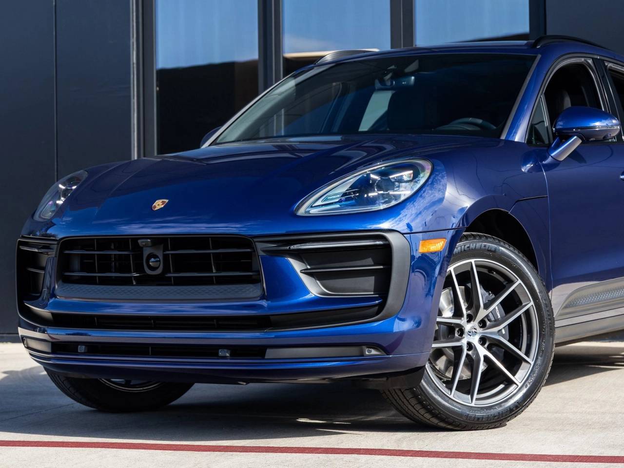 2026 Porsche Macan AWD