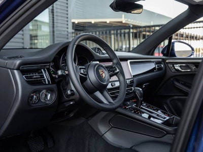 2026 Porsche Macan Macan