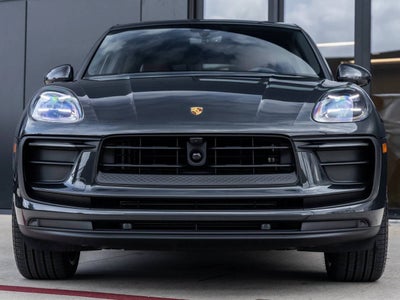 2026 Porsche Macan Macan