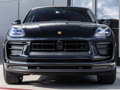 2026 Porsche Macan AWD