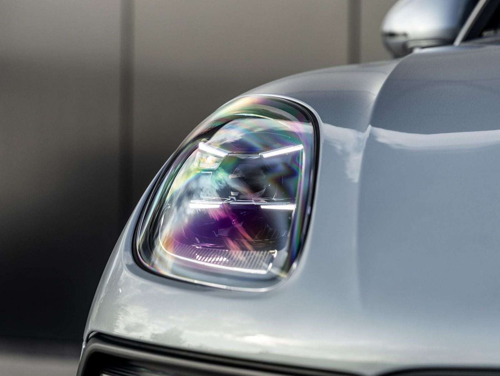 2026 Porsche Macan AWD