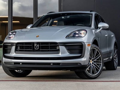 2026 Porsche Macan AWD