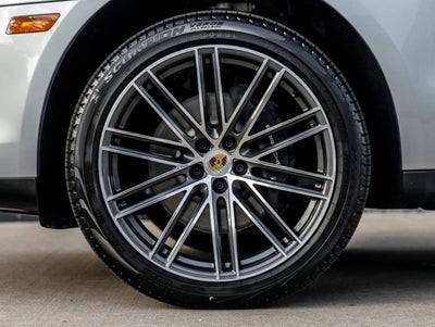 2026 Porsche Macan AWD