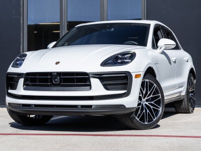 2026 Porsche Macan Macan