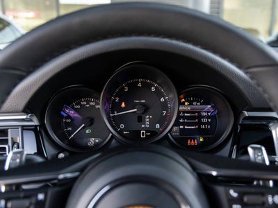 2026 Porsche Macan Macan