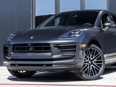 2026 Porsche Macan Macan