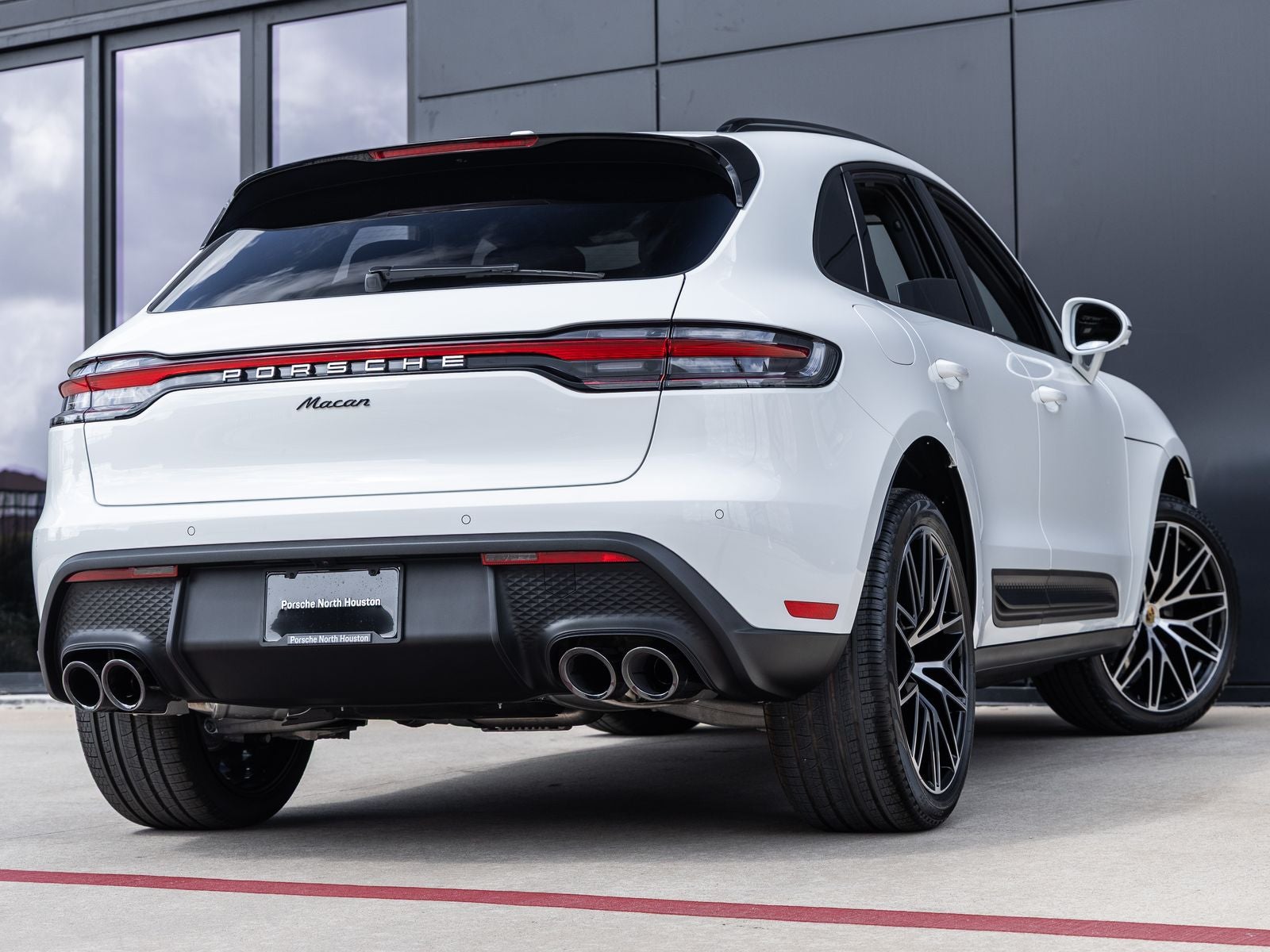 2026 Porsche Macan Macan