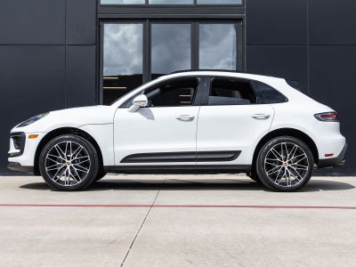 2026 Porsche Macan Macan