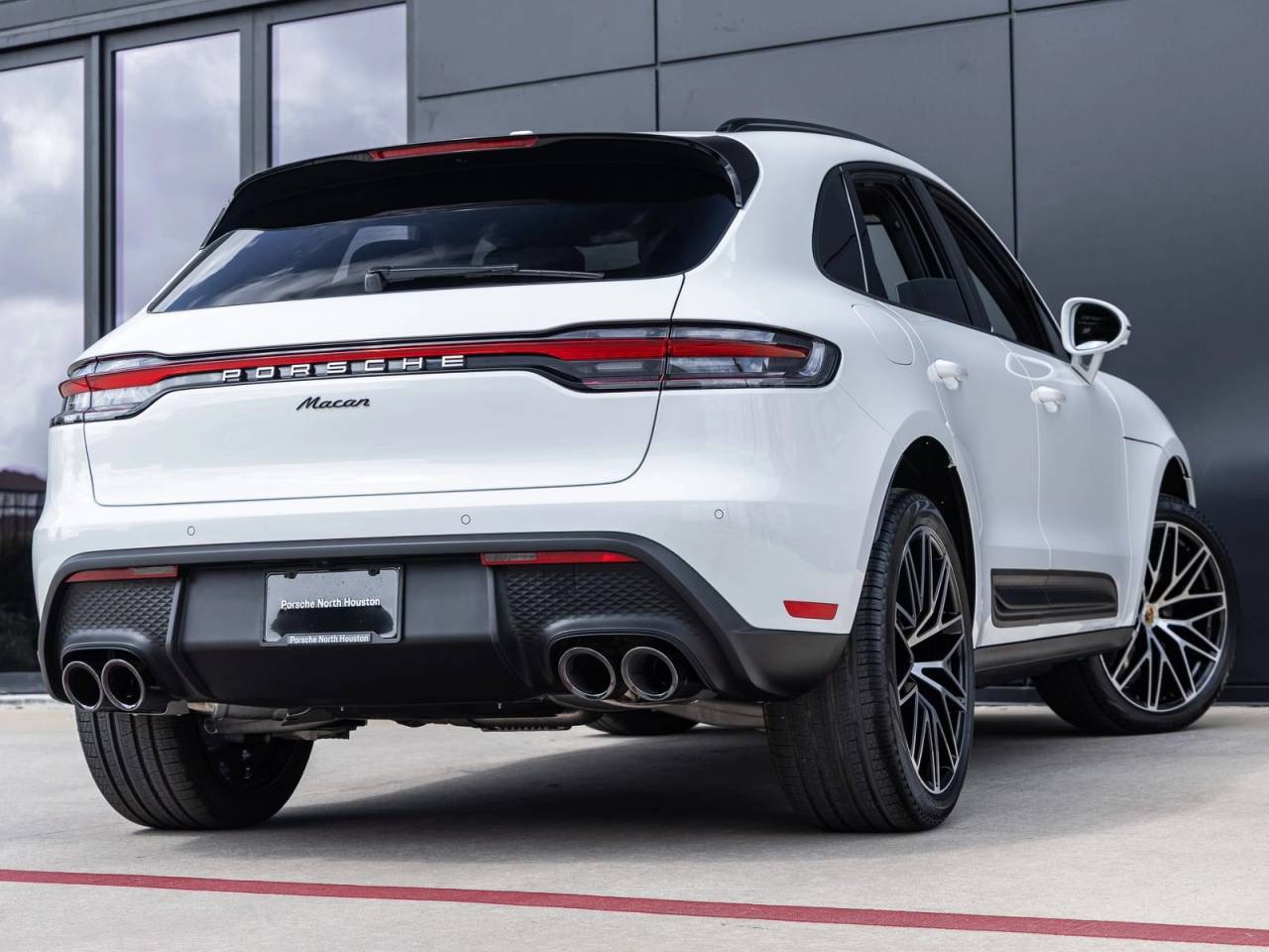 2026 Porsche Macan Macan