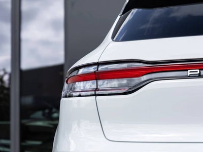 2026 Porsche Macan Macan