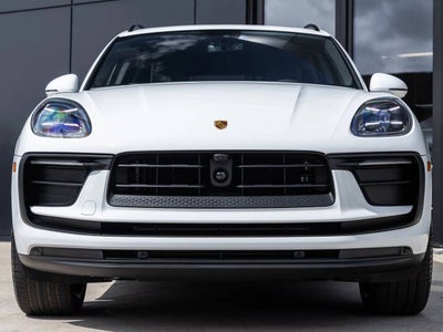 2026 Porsche Macan Macan