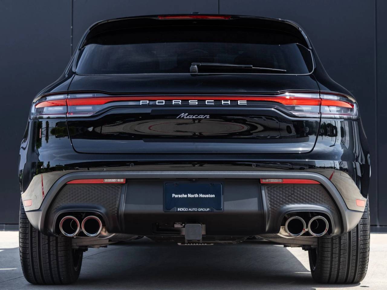 2026 Porsche Macan AWD