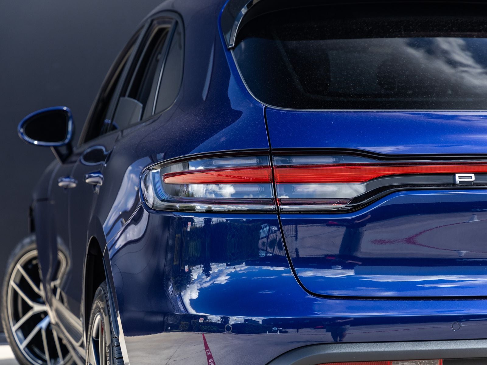 2026 Porsche Macan AWD