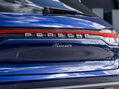 2026 Porsche Macan AWD