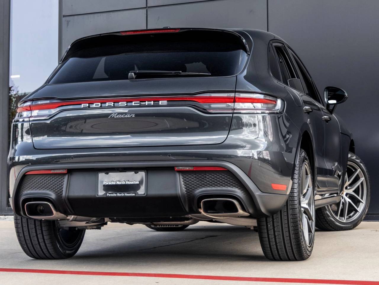 2026 Porsche Macan Macan
