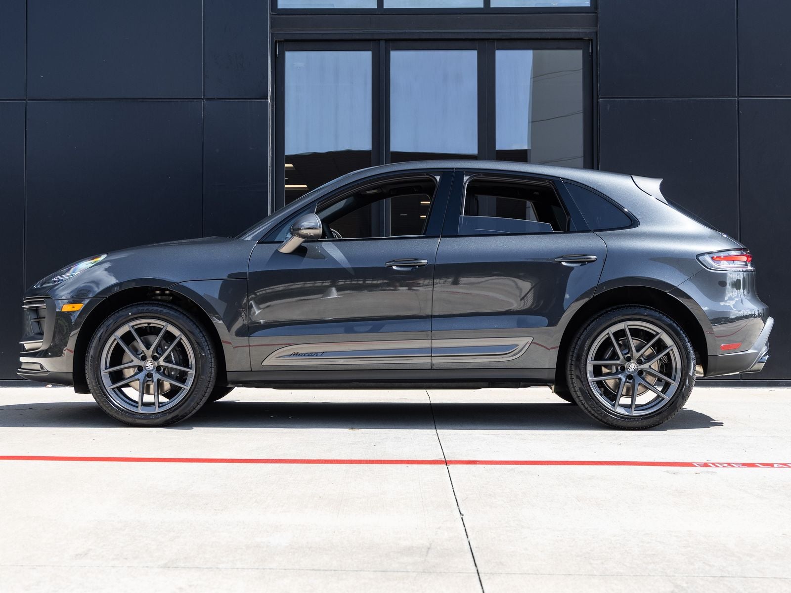 2026 Porsche Macan Macan T