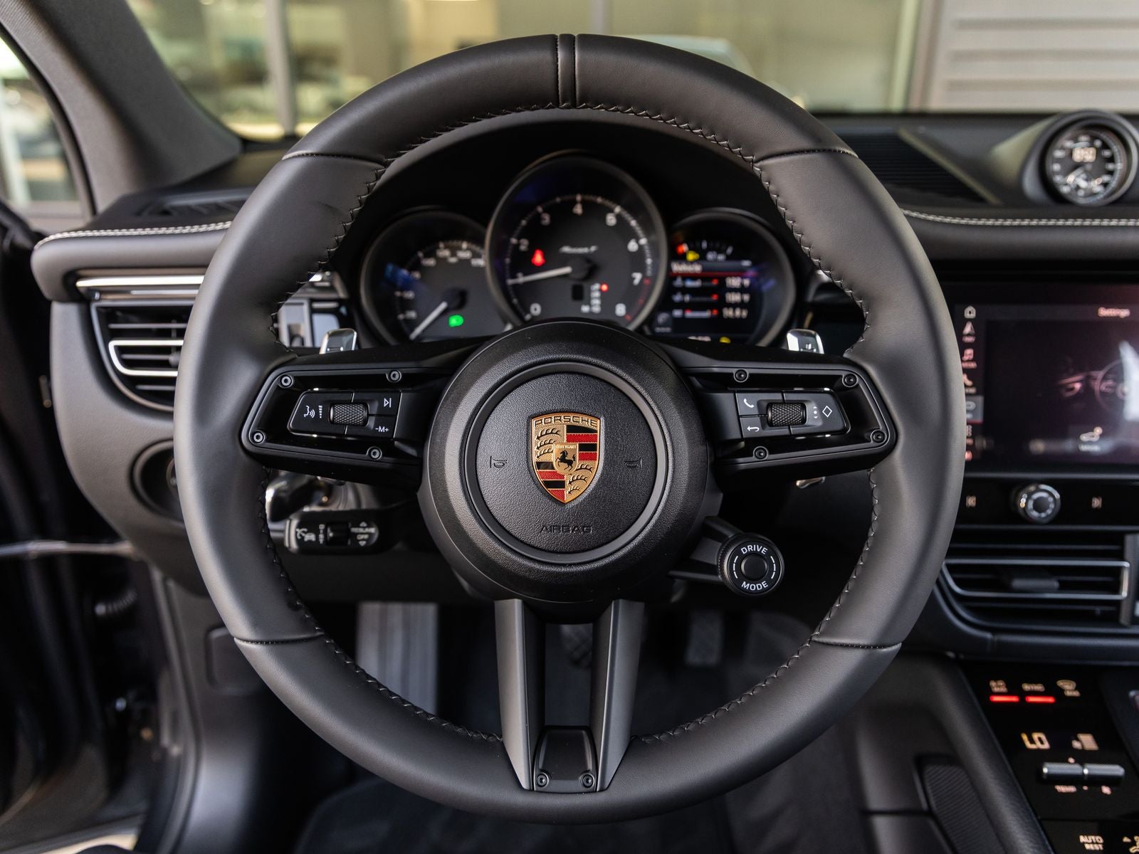 2026 Porsche Macan Macan T