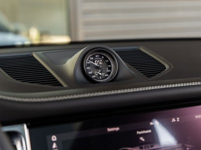 2026 Porsche Macan Macan T