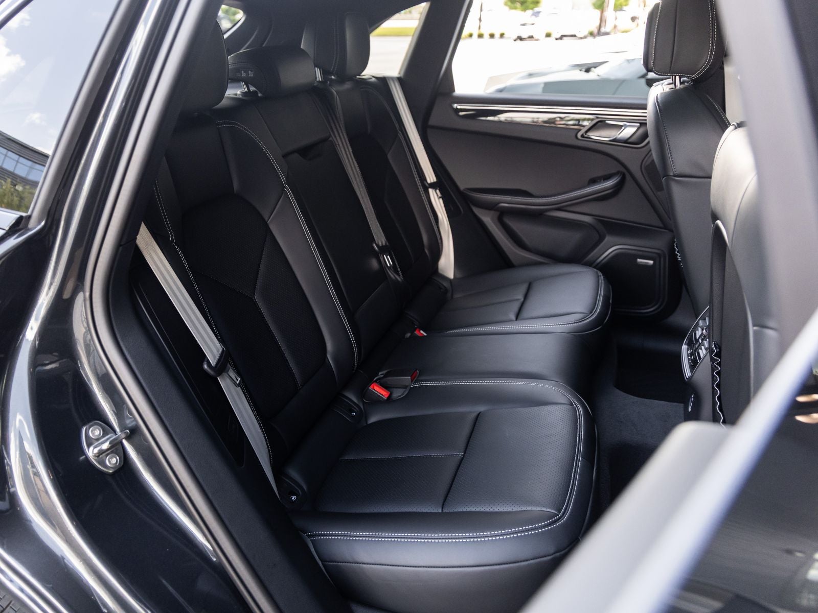 2026 Porsche Macan Macan T