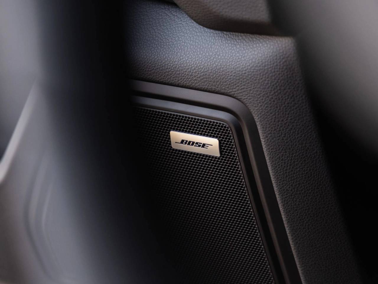 2026 Porsche Macan Macan T