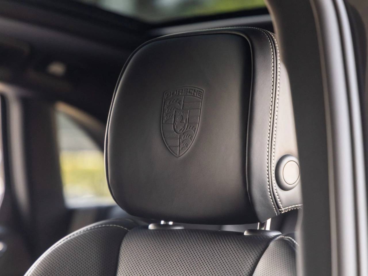 2026 Porsche Macan Macan T