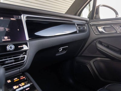 2026 Porsche Macan Macan T