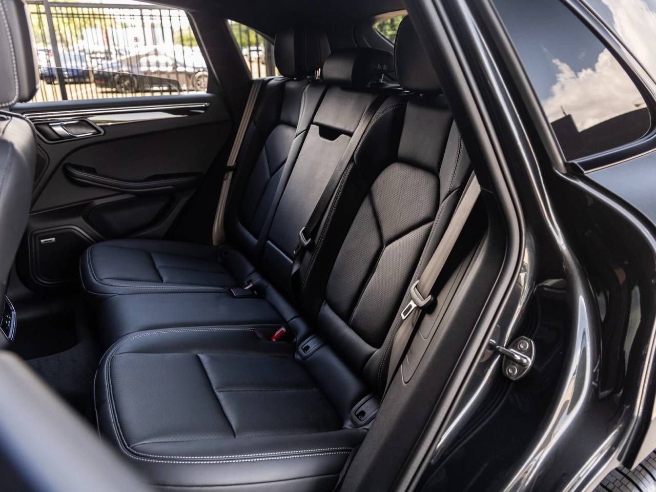 2026 Porsche Macan Macan T
