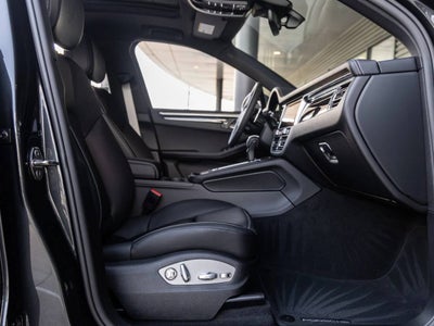 2026 Porsche Macan Macan T