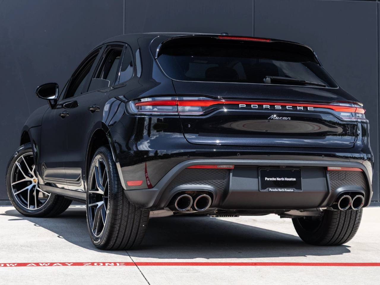 2026 Porsche Macan Macan