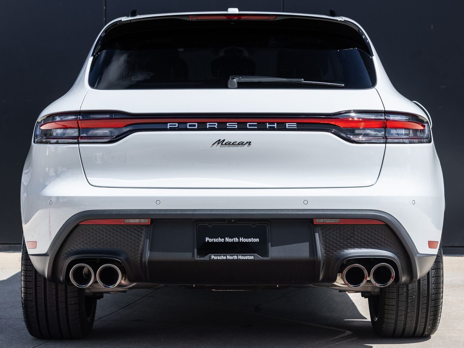 2026 Porsche Macan Base