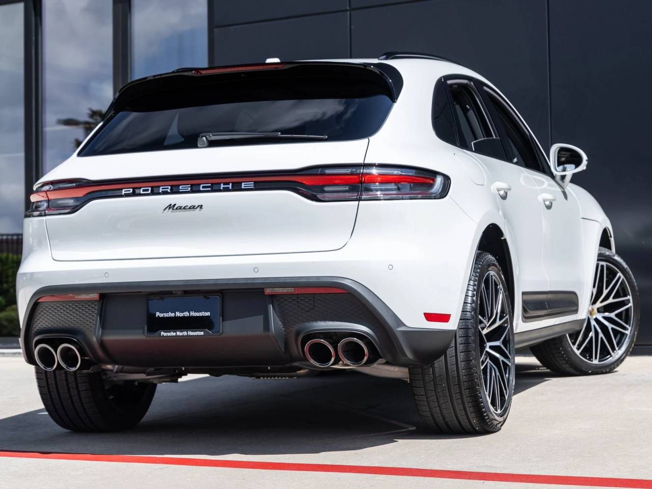 2026 Porsche Macan Macan
