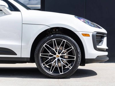 2026 Porsche Macan Macan