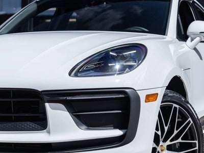 2026 Porsche Macan Macan