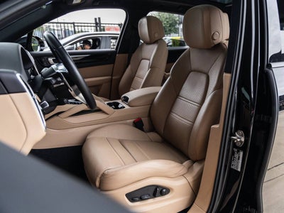 2023 Porsche Cayenne Cayenne