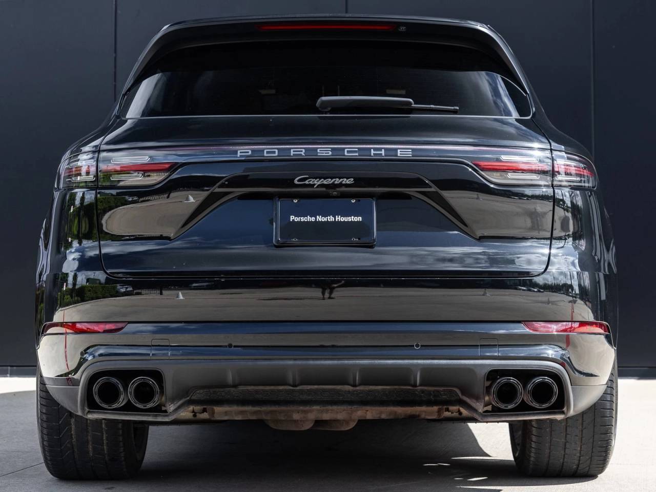 2023 Porsche Cayenne Cayenne Platinum Edition (MY23)