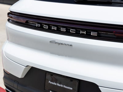 2025 Porsche Cayenne AWD