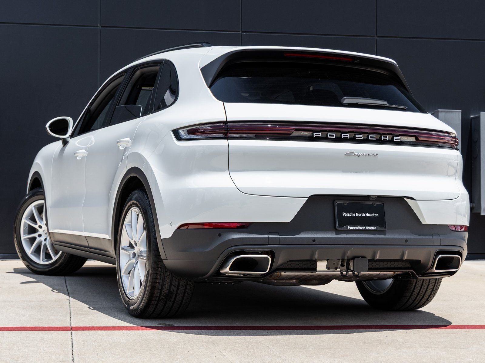 2025 Porsche Cayenne AWD